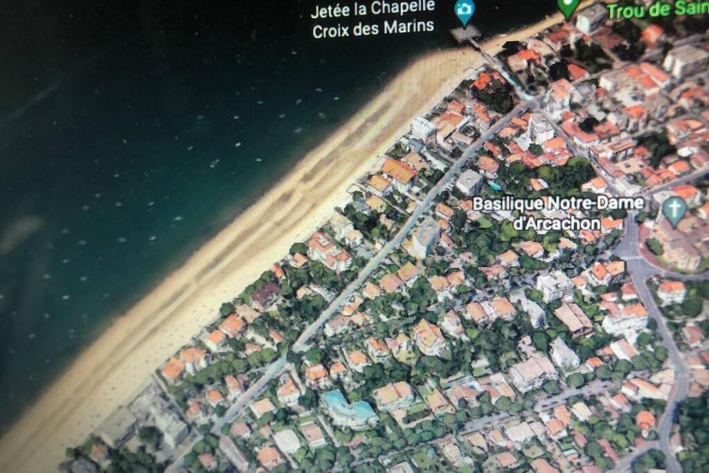 Appart Sur La Plage Pied Dans L Eau Avec Terrasse Jardin Vue Sur Le Bassin Depuis La Terrasse , Parking Arcachón Exterior foto